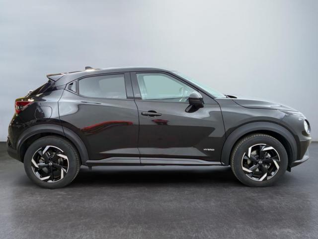 Nissan Juke image 5