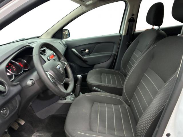 Dacia Sandero image 2