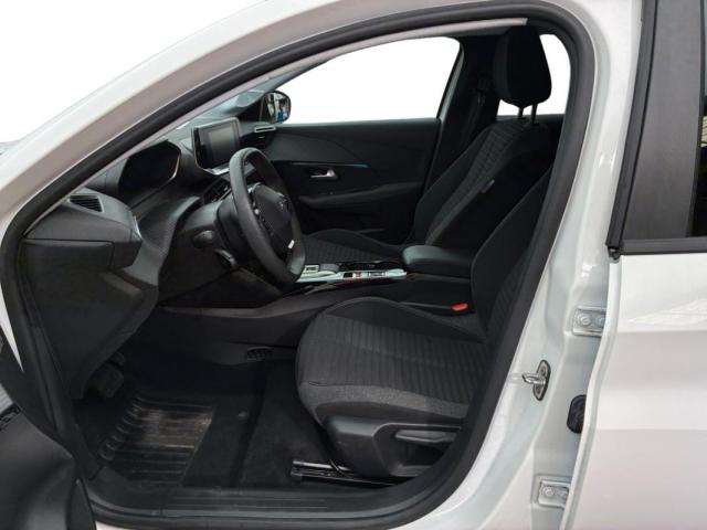 Peugeot 208 image 7