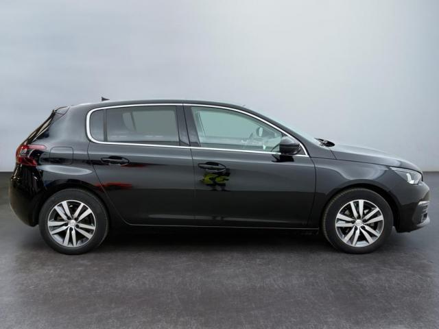 Peugeot 308 image 8