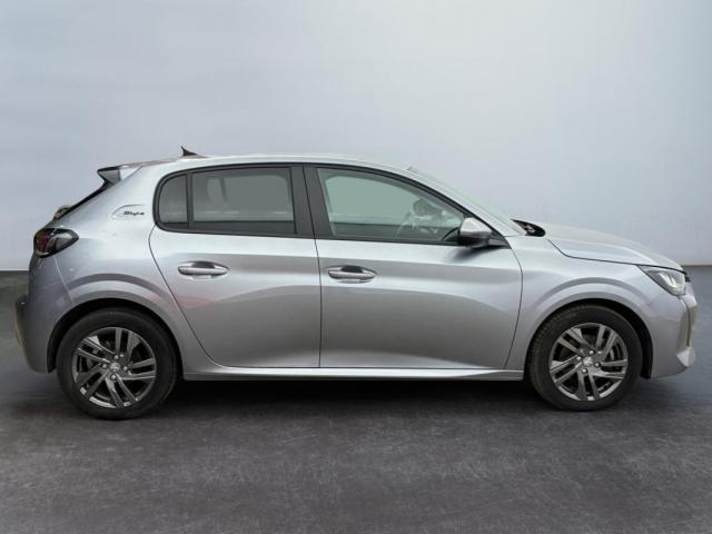 Peugeot 208 image 9