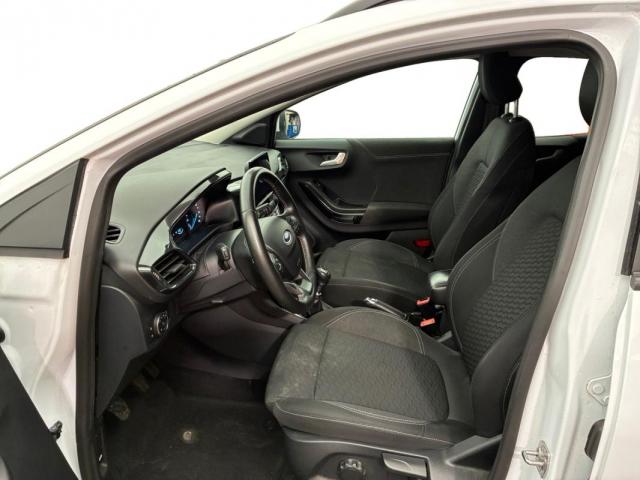 Ford Puma image 2