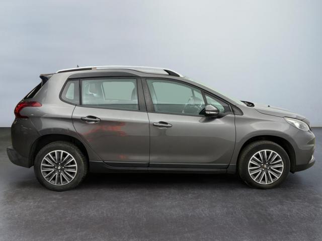 Peugeot 2008 image 3