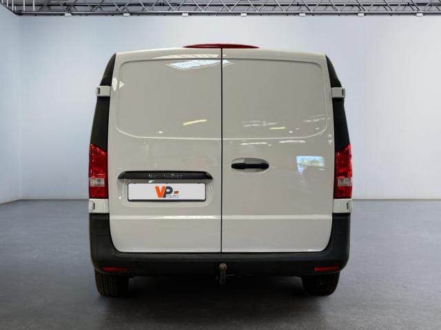 Mercedes Benz Vito image 2