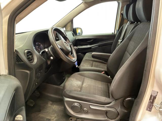 Mercedes Benz Vito image 6