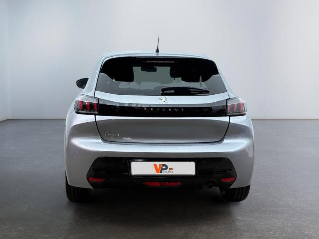 Peugeot 208 image 6