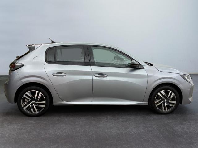 Peugeot 208 image 2