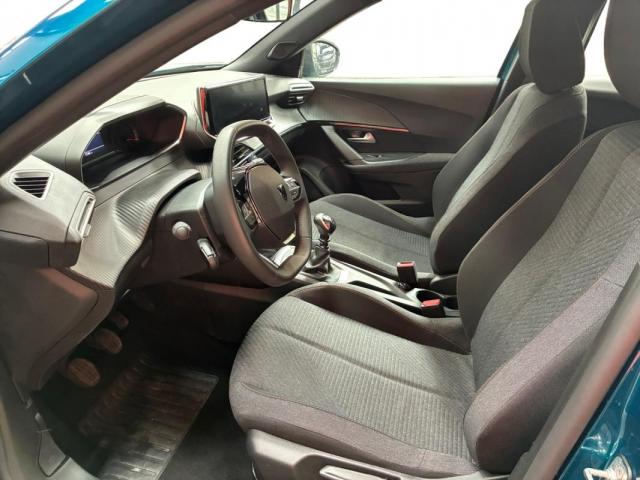 Peugeot 2008 image 9