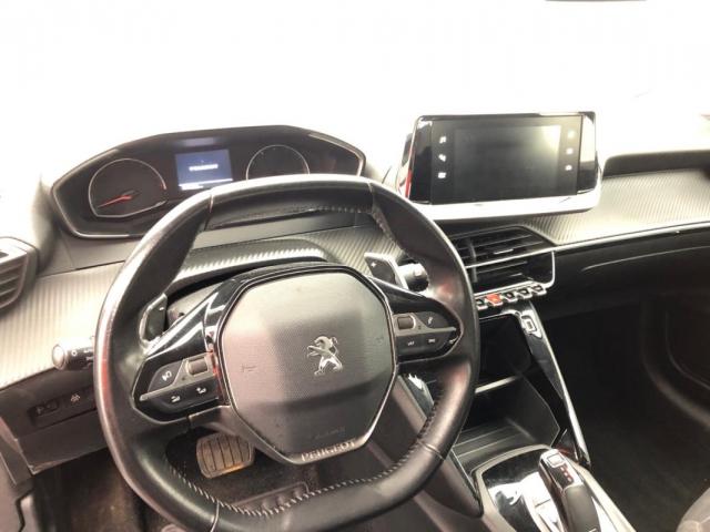 Peugeot 208 image 1