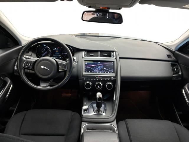 Jaguar E-Pace image 4