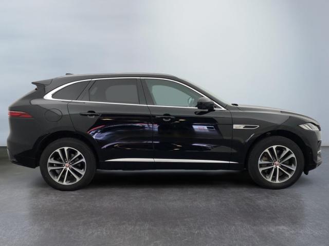 Jaguar F-Pace image 4