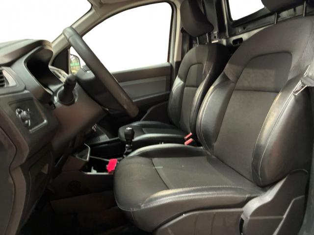 Renault Express Van image 1