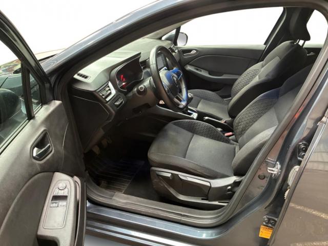 Renault Clio image 8