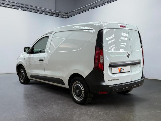 Renault Express Van image 3