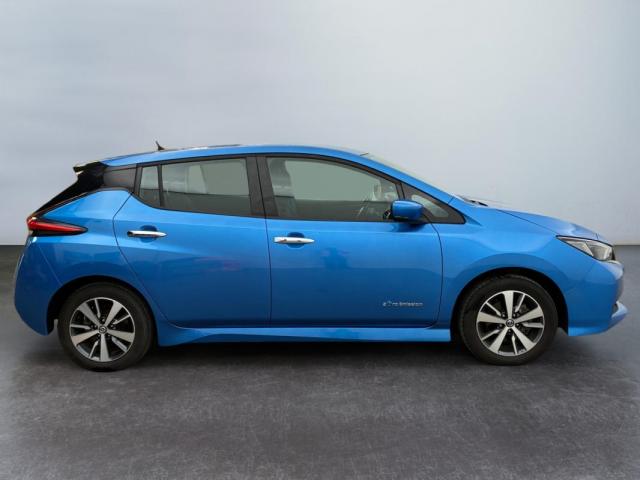 Nissan Leaf image 6