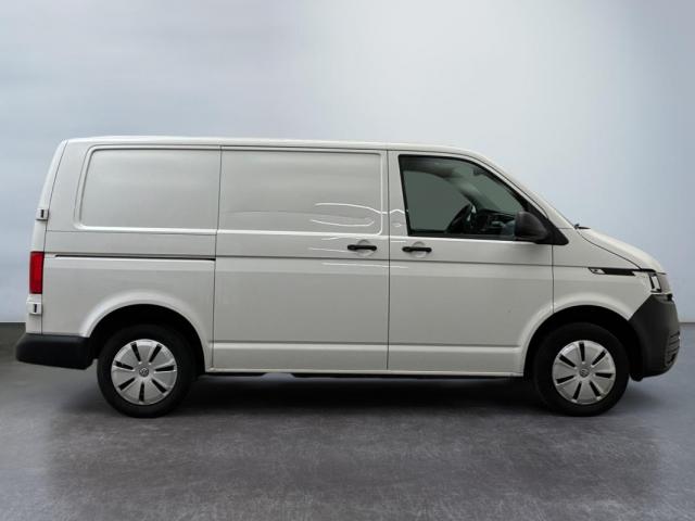 Volkswagen Transporter image 6