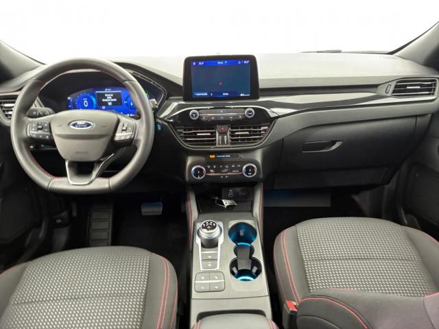 Ford Kuga image 1