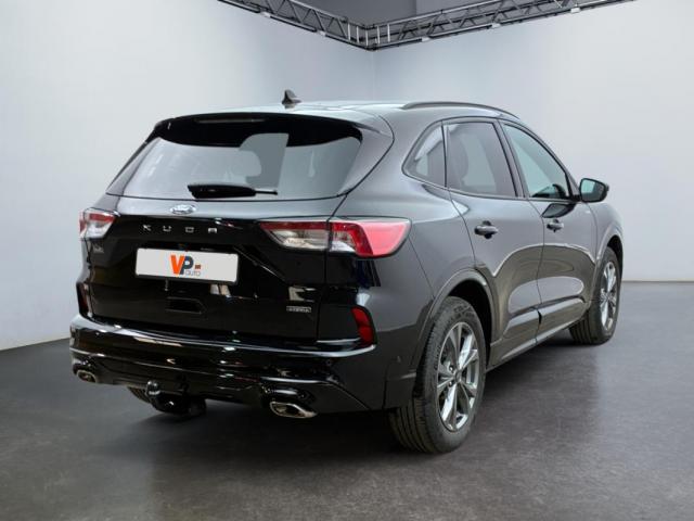 Ford Kuga image 2