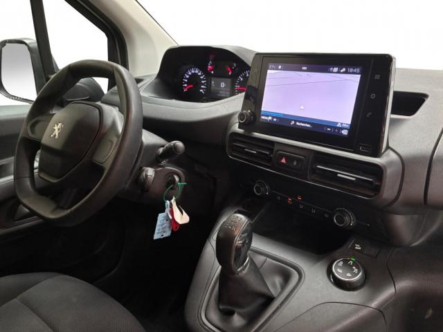 Peugeot Partner image 2