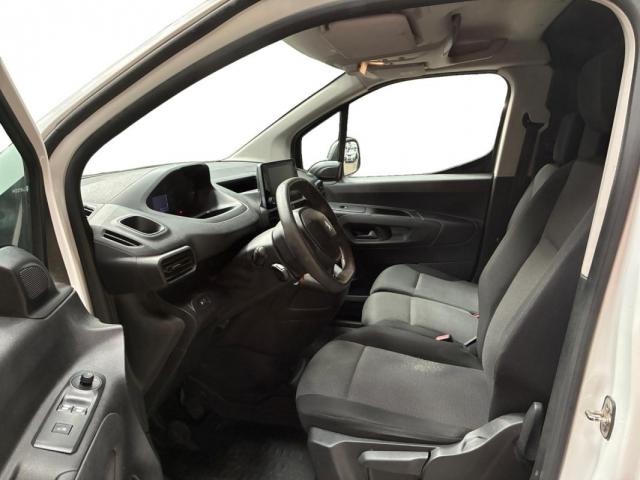 Peugeot Partner image 1