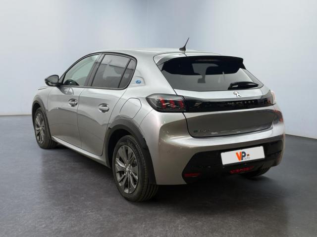 Peugeot 208 image 1