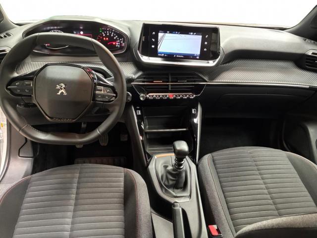 Peugeot 2008 image 4