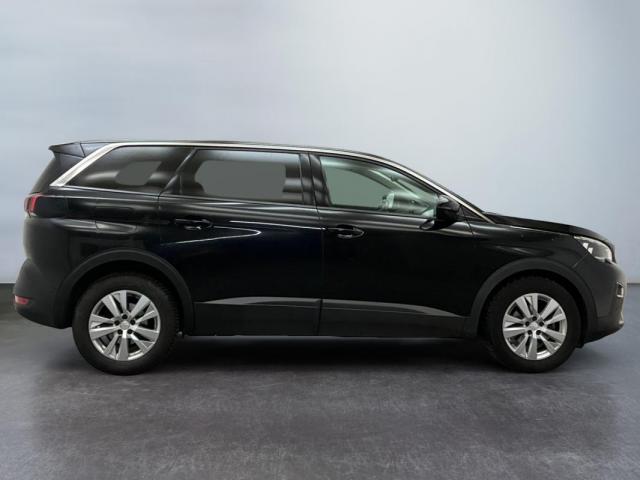 Peugeot 5008 image 4