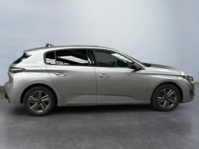 Peugeot 308 image 1