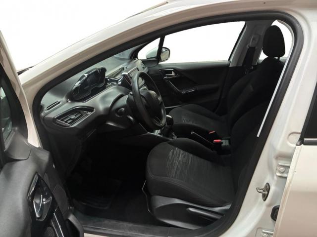 Peugeot 208 Affaire image 9