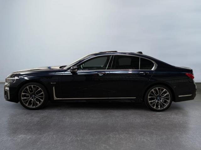 Bmw Série 7 image 9