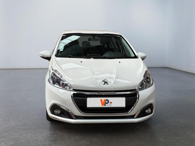 Peugeot 208 image 9