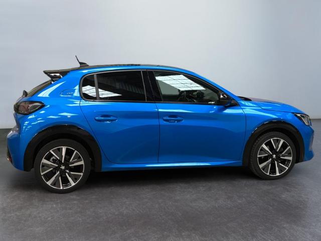 Peugeot 208 image 7