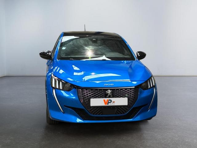 Peugeot 208 image 8
