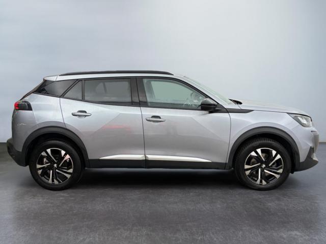 Peugeot 2008 image 2