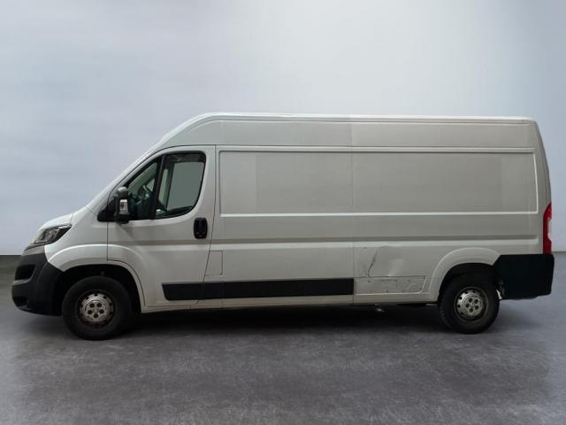 Peugeot Boxer image 2
