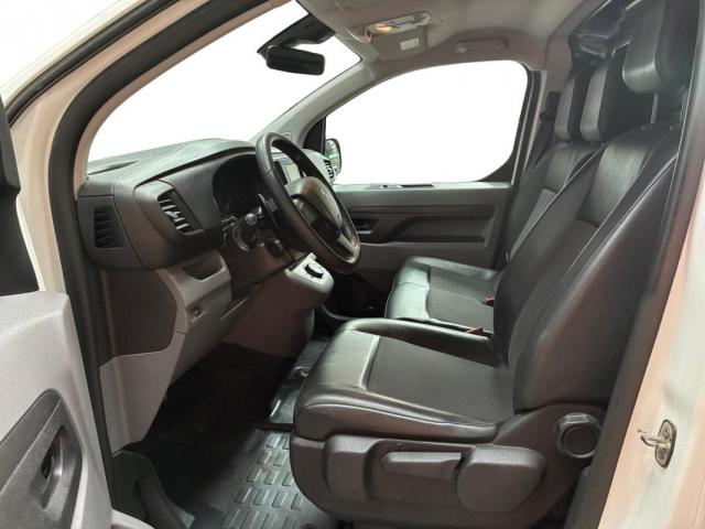 Peugeot Expert image 2