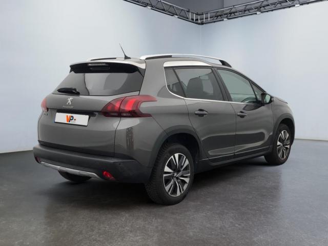 Peugeot 2008 image 8