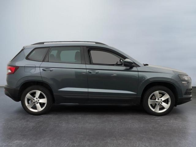 Skoda Karoq image 6