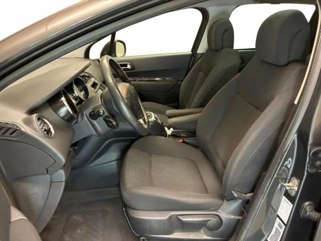 Peugeot 5008 image 6