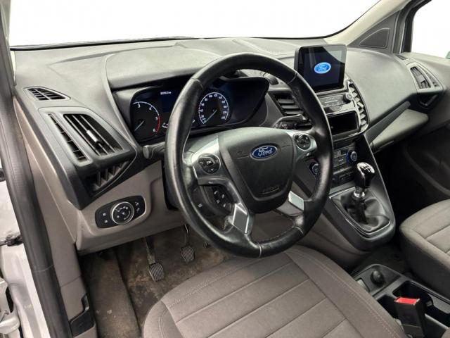 Ford Transit Connect image 9