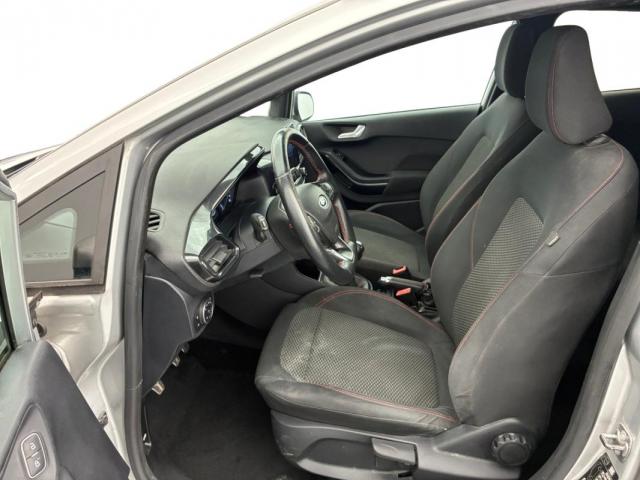 Ford Fiesta image 8