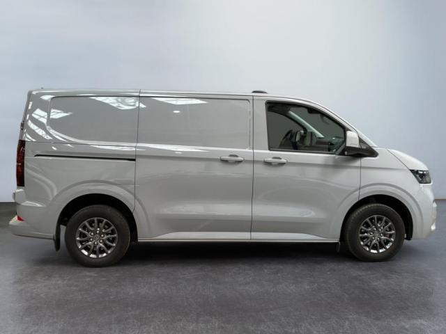 Volkswagen Transporter image 7
