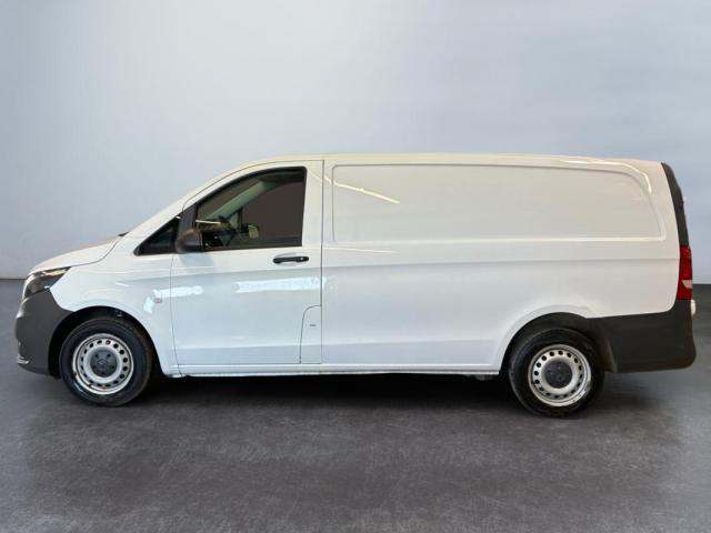Mercedes Benz Vito image 8