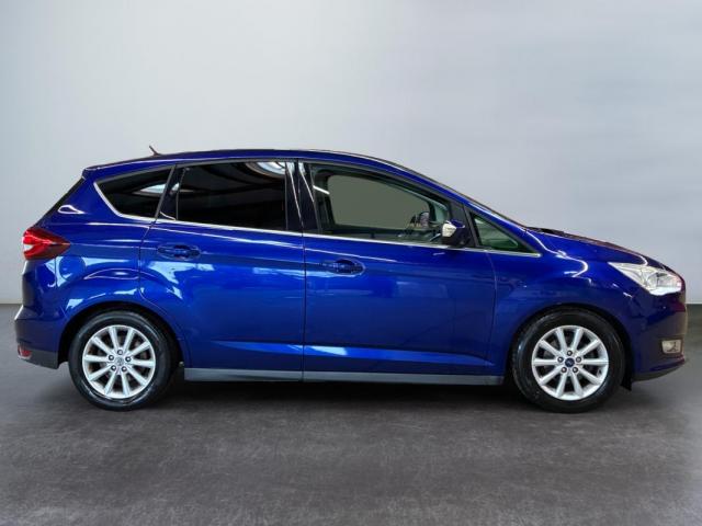 Ford C-Max image 8