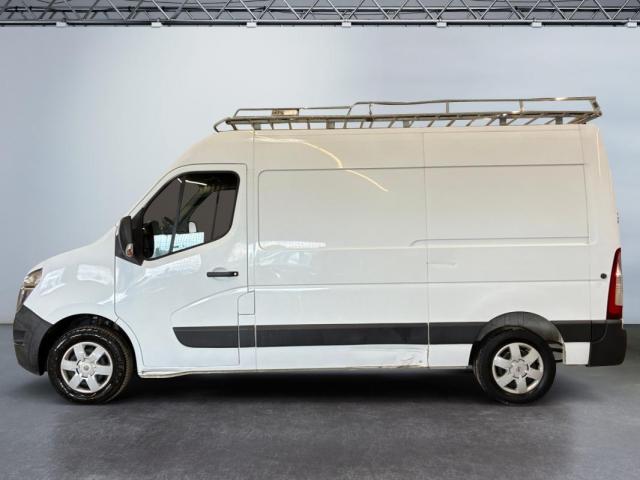 Nissan Nv400 image 9