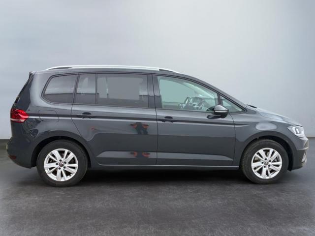 Volkswagen Touran image 3