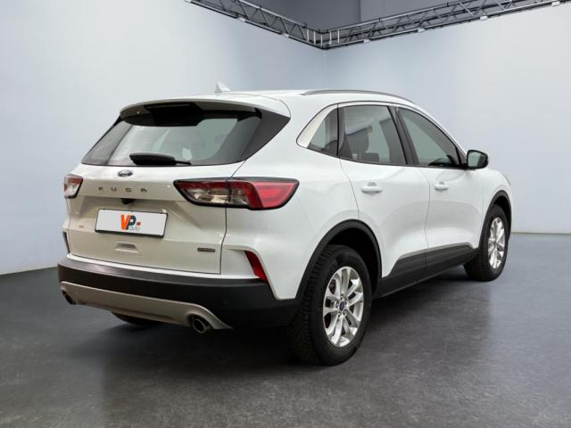Ford Kuga image 2