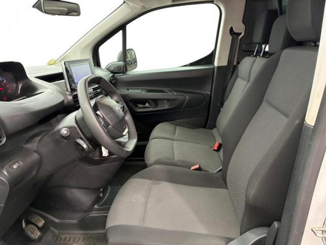 Peugeot Partner image 2