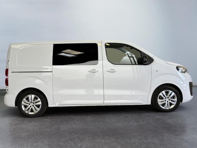 Peugeot Expert image 2