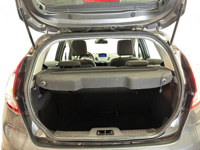 Ford Fiesta image 4